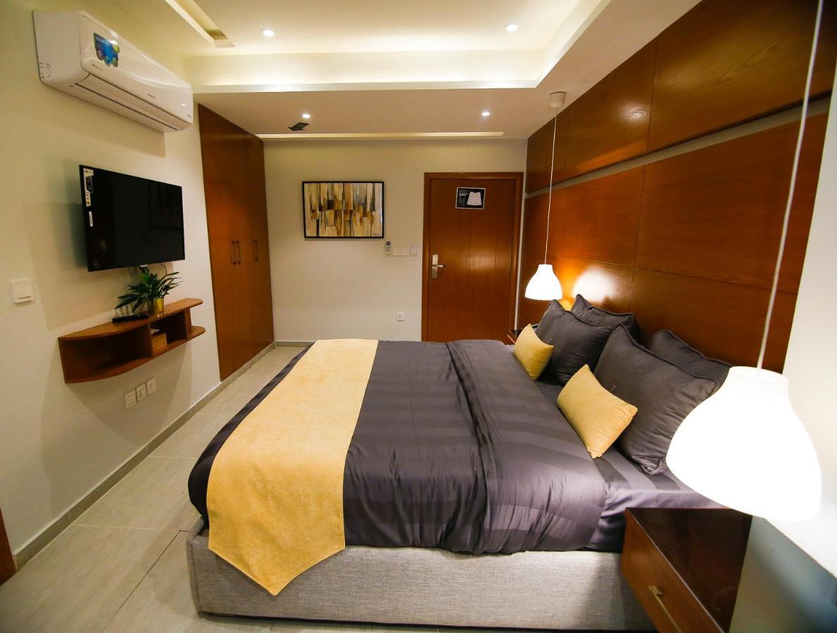 Space Express Rawalpindi Bagian luar foto
